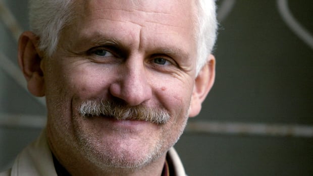 Belarus-Frees-Political-Prisoners-Including-Nobel-Laureate-in-Sanctions-Deal.jpg