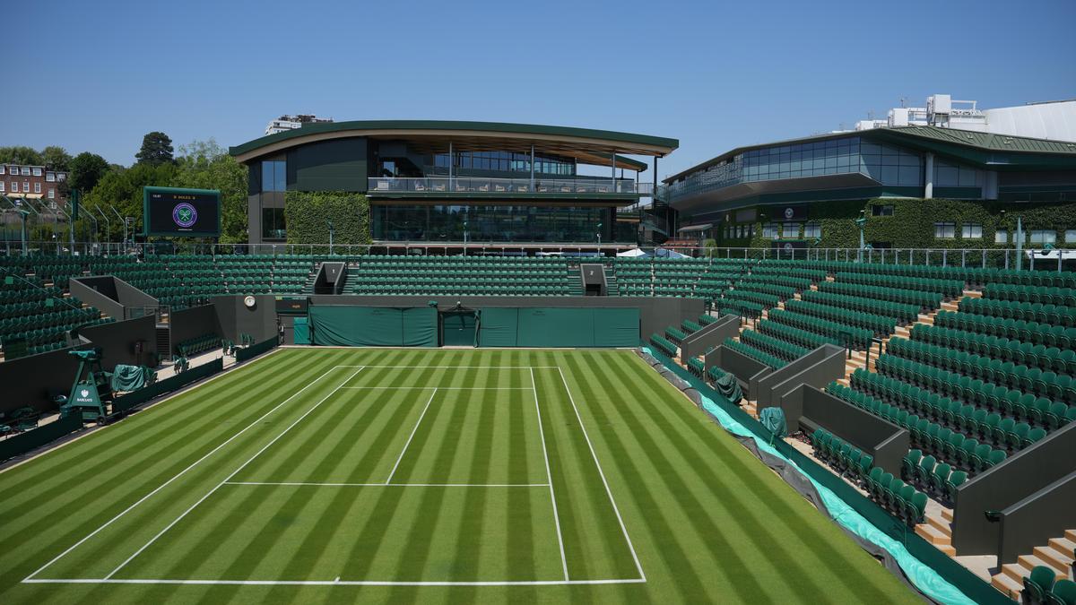 Los mejores tenistas limitarán sus apariciones en los medios en Wimbledon en medio de protestas en curso por los premios en metálico