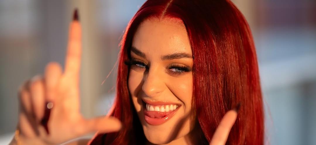 Sólo el éxito de 11 millones de dólares entre los fans de Camilla Araujo ha alimentado las especulaciones sobre su futuro.