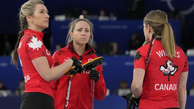 Resultados en vivo de curling de Canadá vs Suecia, actualizaciones y momentos destacados de las semifinales olímpicas femeninas de 2026