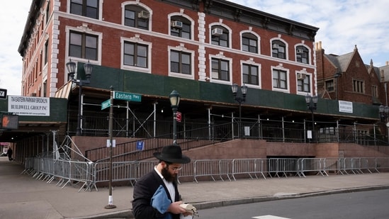 Ataque con coche en la sinagoga de Brooklyn: primeros detalles sobre el sospechoso que buscó ‘consejo’ de líderes judíos