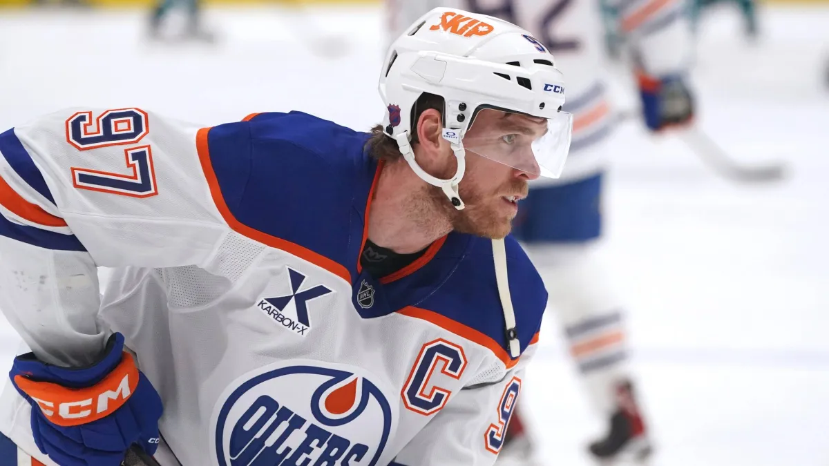 Los Flyers han sido vinculados a un intercambio por Connor McDavid de los Oilers