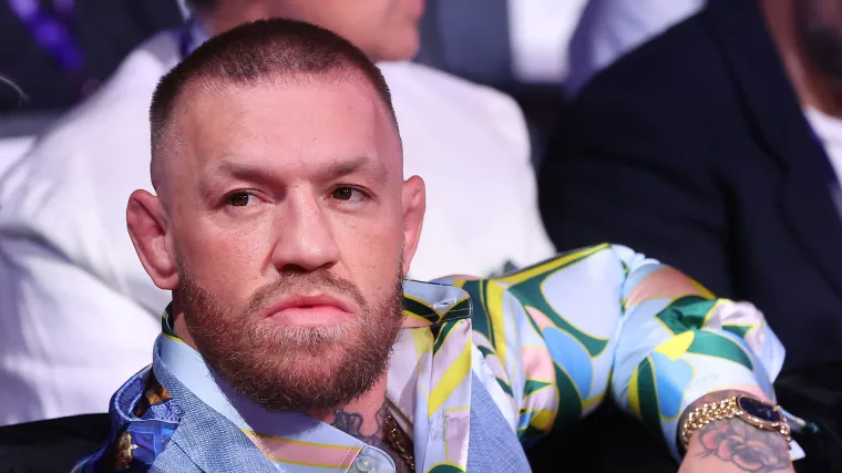 Conor McGregor ha regresado sorpresivamente al ring de boxeo