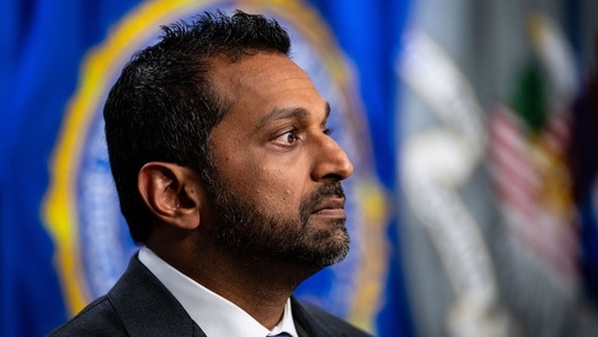 ¿Kash Patel convocado por la Casa Blanca? Informe vincula el viaje cancelado del jefe del FBI a Chicago con el concierto de su novia