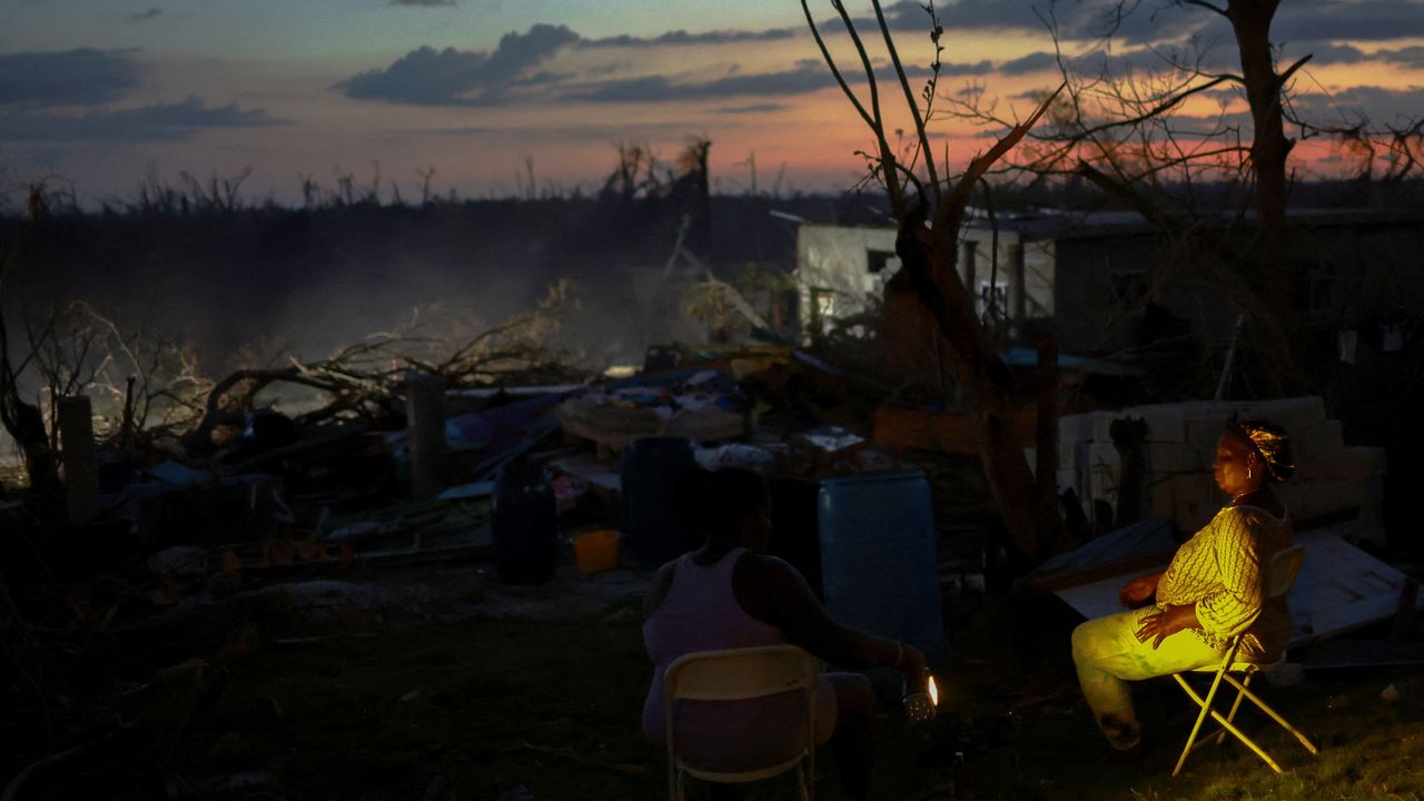 Dalton_hurricane_2025-11-05T030314Z_820520607_RC2TPHA58IGU_RTRMADP_3_STORM-MELISSA-JAMAICA.jpg