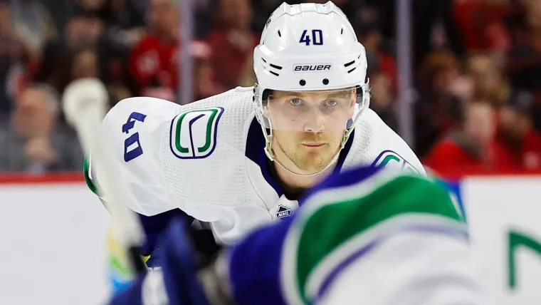 Seguimiento de la fecha límite de intercambio de Canucks: rumores en vivo, noticias y actualizaciones Vancouver pesa los intercambios de Elias Peterson, Evander Kane y Teddy Bluger