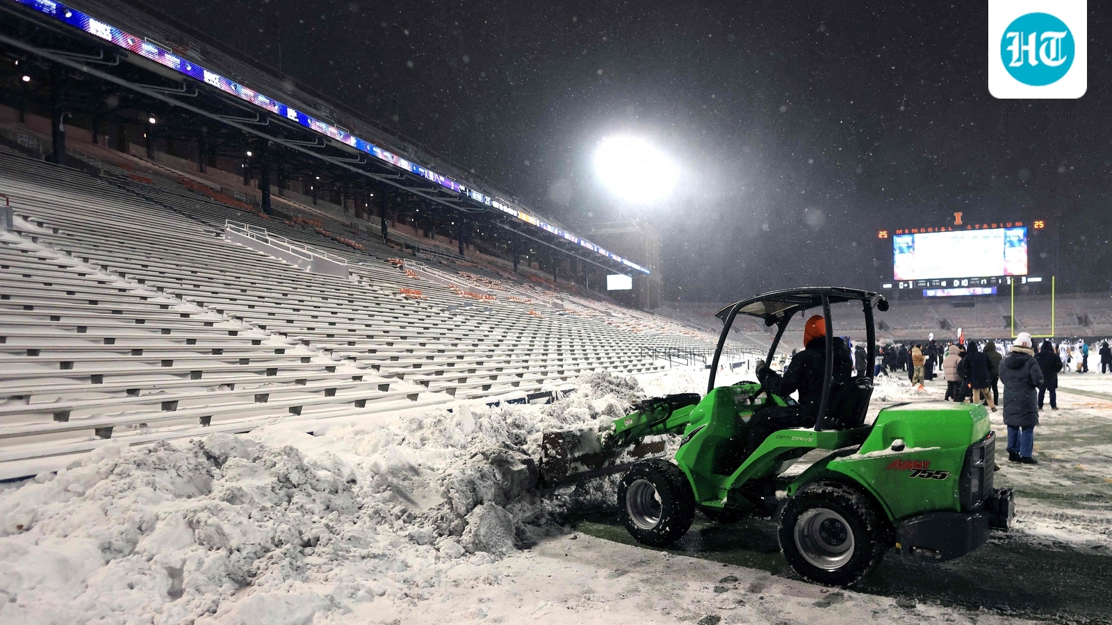 Pronóstico del tiempo del domingo: ¿Qué estados, ciudades y aeropuertos del Medio Oeste y los Grandes Lagos se verán afectados por una tormenta de nieve?