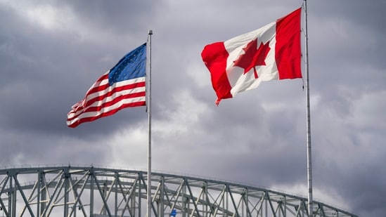 Trump anuncia aranceles del 50% a Canadá, aumentando las tensiones comerciales entre Estados Unidos y Canadá