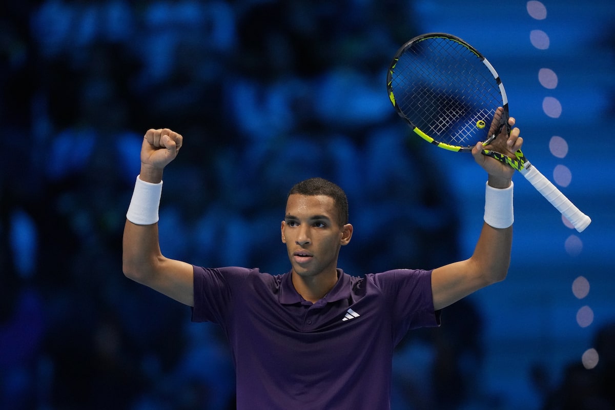 Felix-Auger-Aliassime-advances-to-ATP-Finals-semi-finals-with-victory-over.jpg