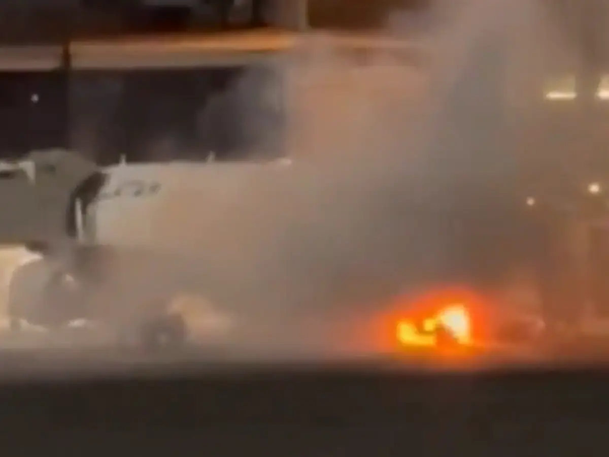 Fire-Breaks-Out-at-Sao-Paulo-Airport-Prompting-Mass-Evacuation.png