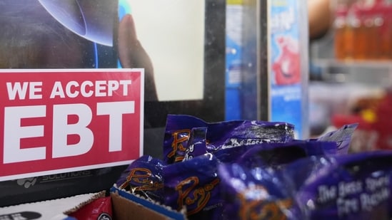 Cambios en SNAP de 2026: prohibiciones de alimentos, reglas laborales ampliadas y límites de beneficios actualizados; comprobar todos los detalles