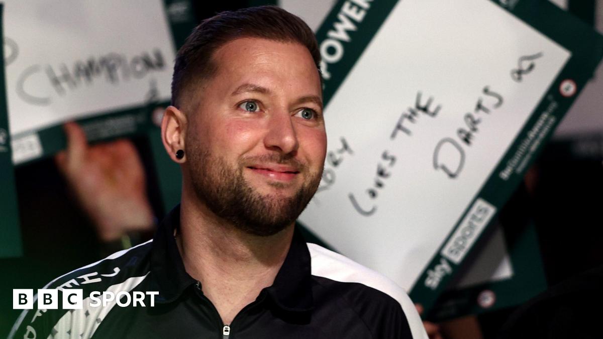 German-Debutant-Arno-Merk-Stuns-Two-Time-Champion-Peter-Wright-at.jpg