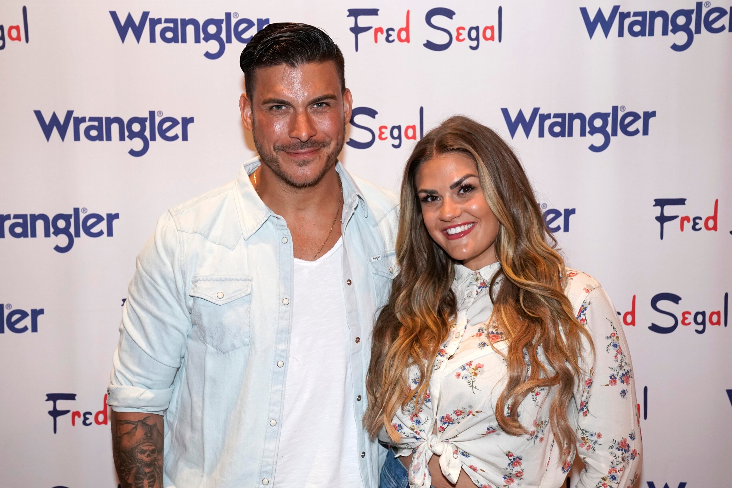 Jax Taylor y Brittany Cartwright finalmente llegan a un acuerdo de custodia (con restricciones de alcohol y drogas)
