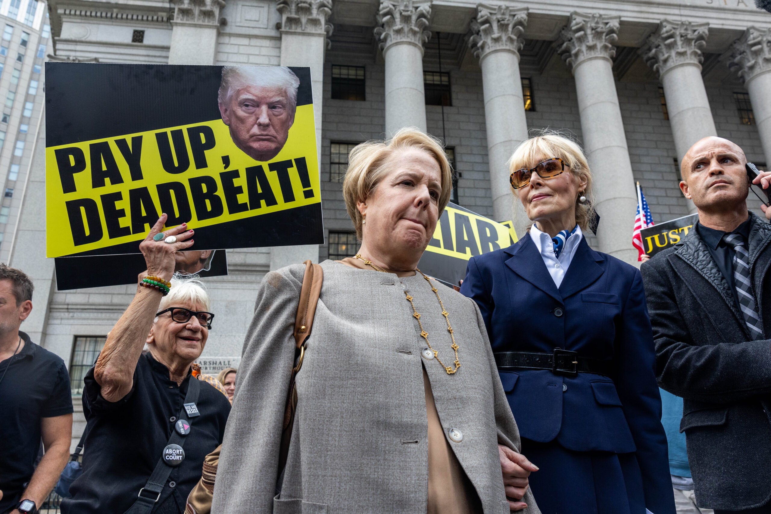 E. Jean Carroll cobra 5,6 millones de dólares de Trump tras una demanda por abuso sexual