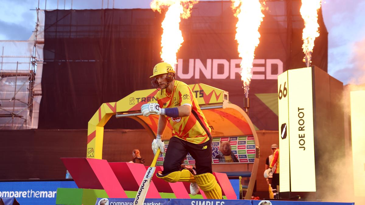 Cómo funciona la subasta número 100: equipos, categorías, topes salariales y fichajes clave