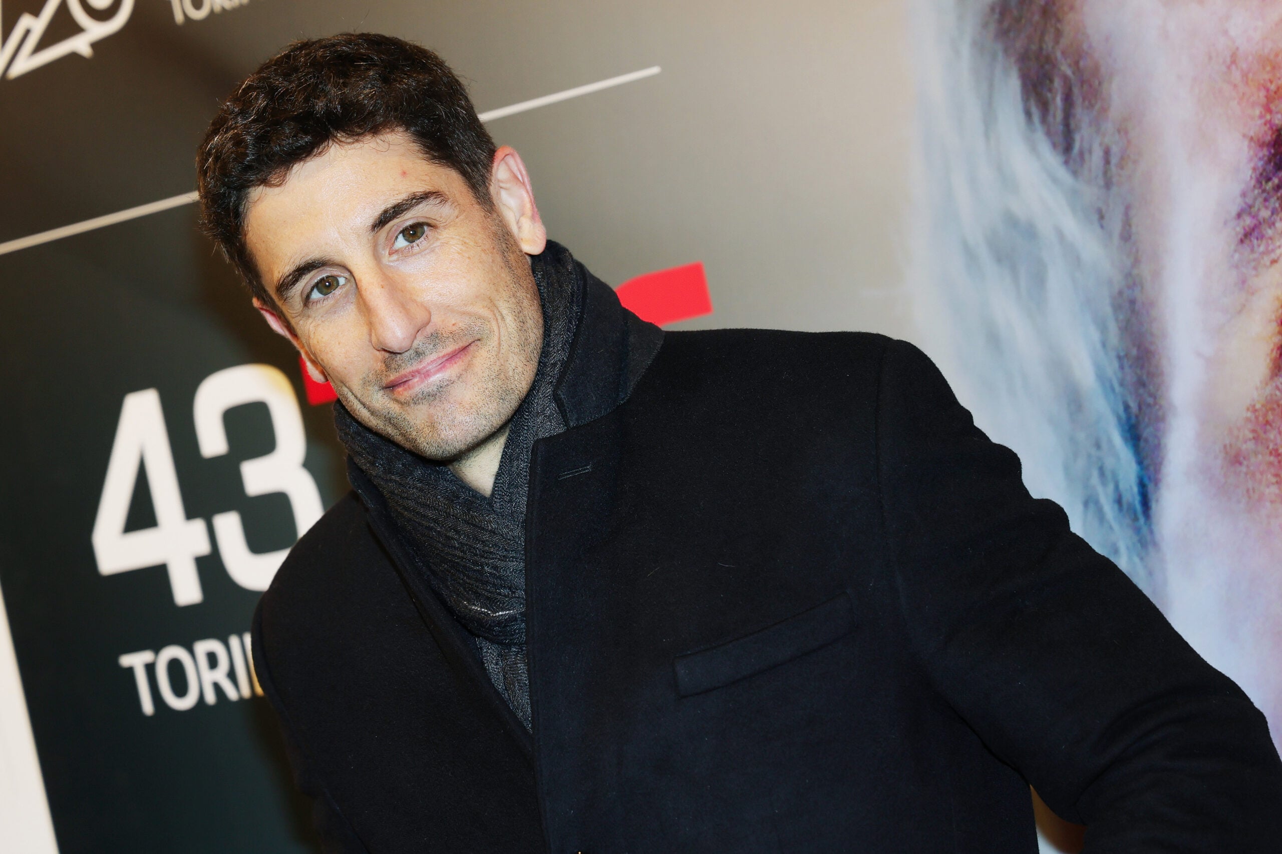 Jason Biggs y Jenny Mollen terminan después de 18 años de matrimonio