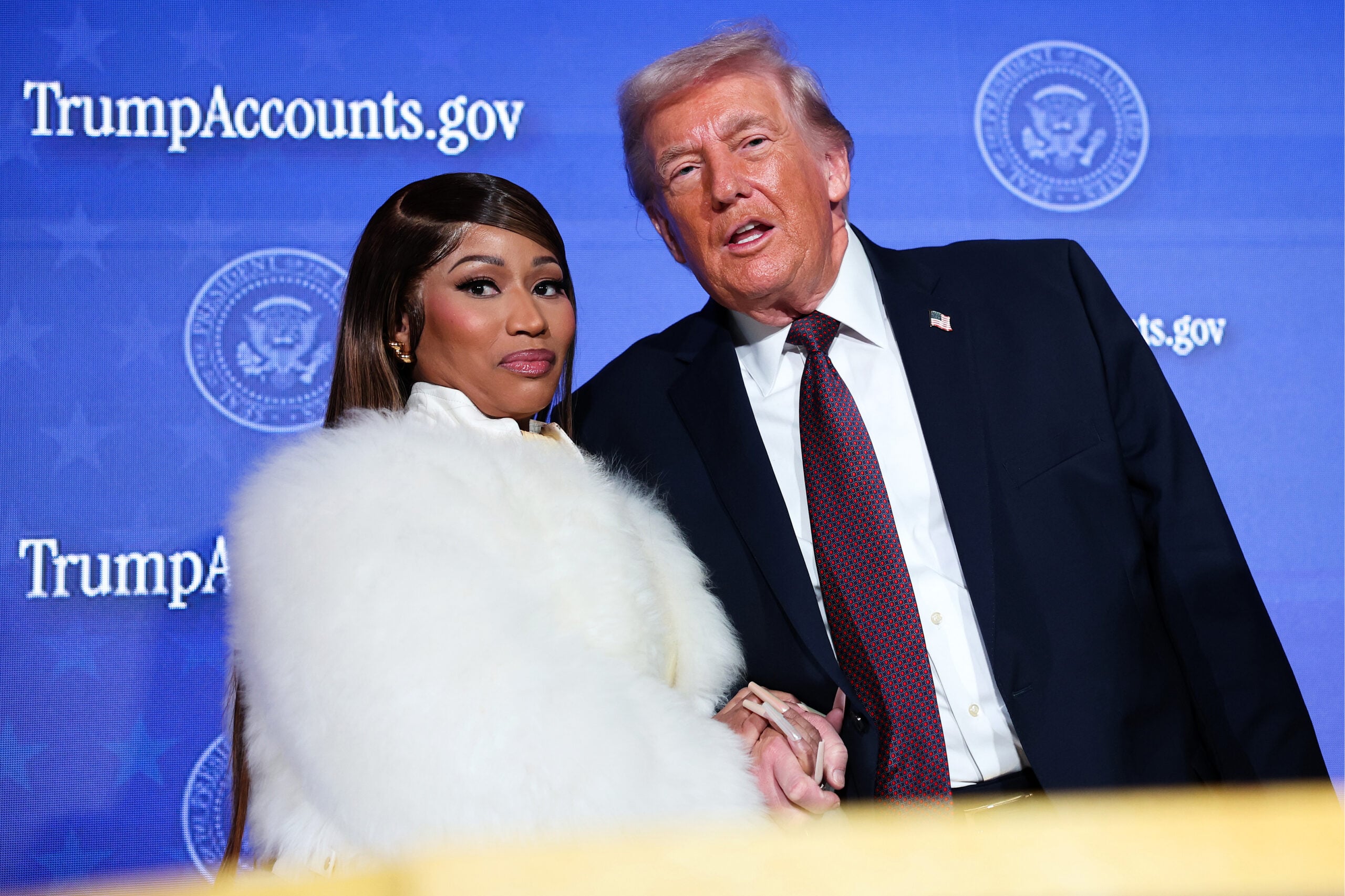 La administración Trump responde a la afirmación de que Nicki Minaj está pidiendo perdón a su esposo y hermano