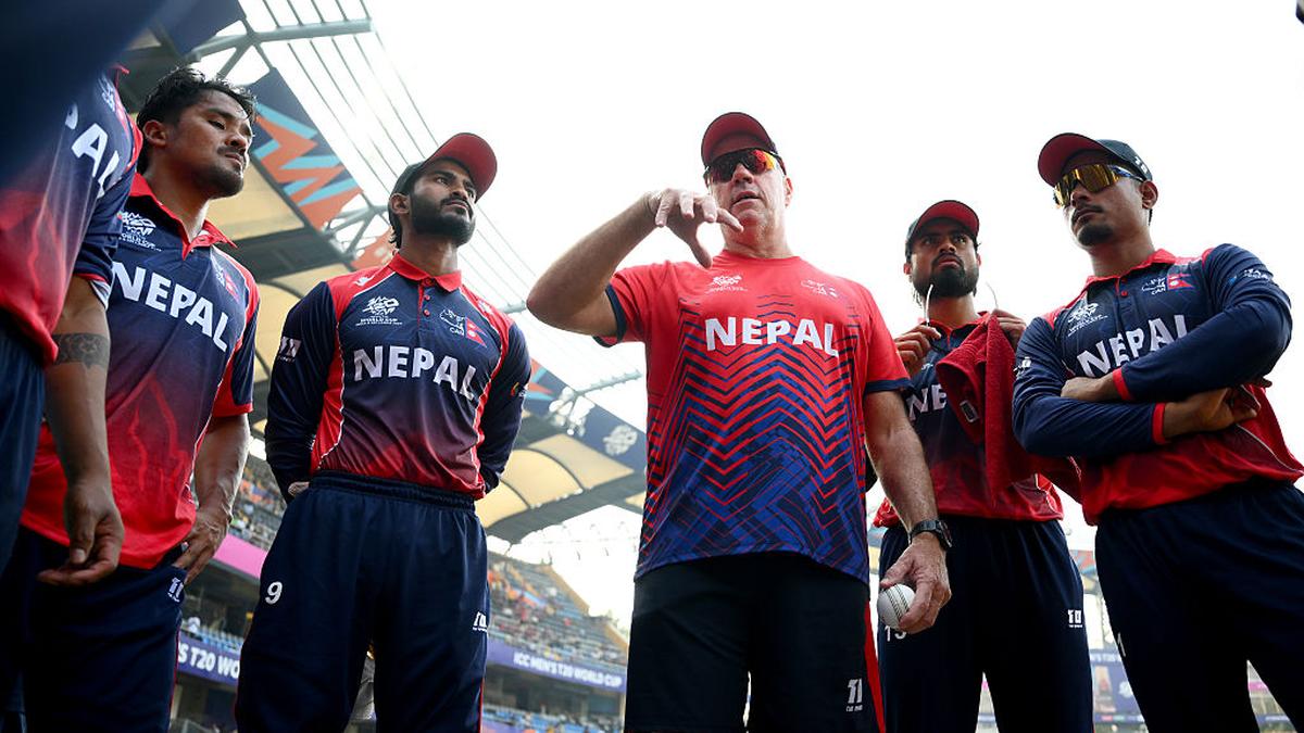 Stuart Law elogia a Zimbabwe por su victoria contra Australia y busca inspiración para Nepal contra las Indias Occidentales