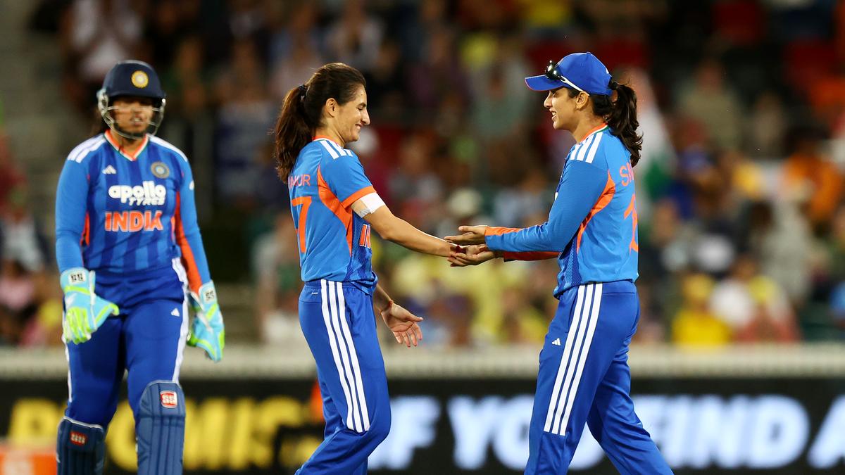 IND-W vs AUS-W, tercer resultado de T20I EN VIVO: India tiene la oportunidad de conseguir su primera victoria en una serie en Australia desde 2016.