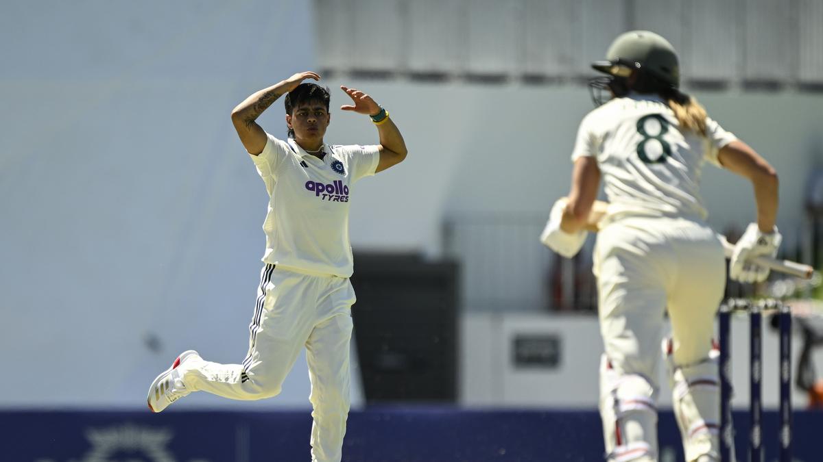 AUS-W vs IND-W: Amol Muzumdar impresionado por los debutantes a pesar de la pérdida de 10 terrenos en la prueba de bola rosa
