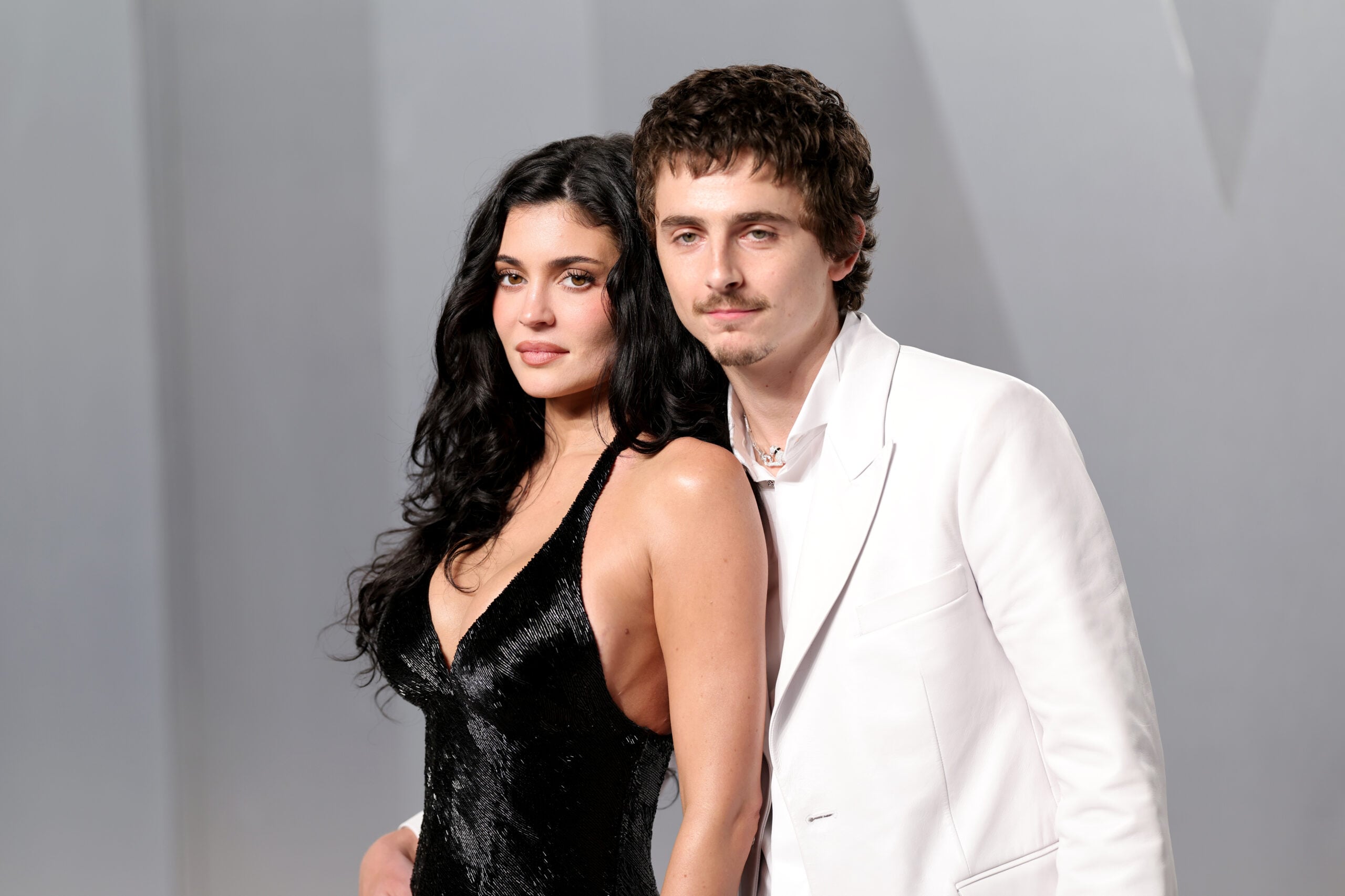 El ex de Kylie Jenner, Travis Scott, arroja sombra sobre Timothee Chalamet después de la pérdida del Oscar