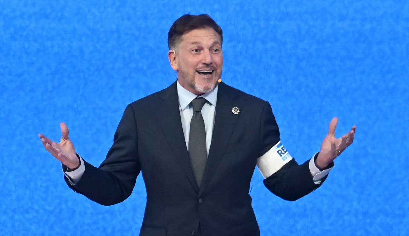 El presidente de la CONMEBOL dice que el Mundial 2030 será un torneo de 64 equipos