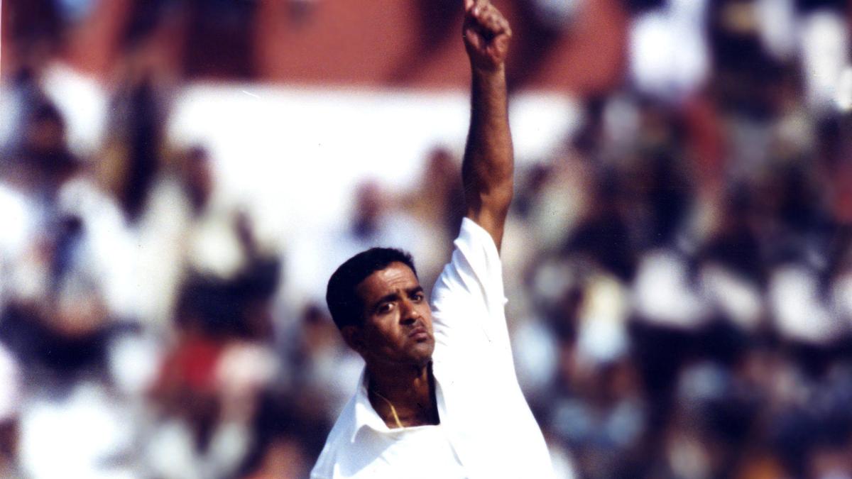 KSCA nombrará el pabellón en las instalaciones de Hubballi en honor a Sunil Joshi