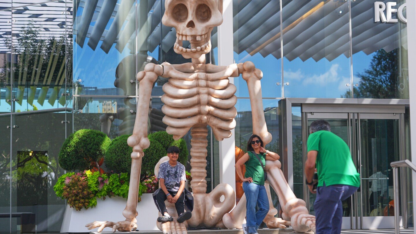 Halloween-Celebrations-Set-to-Thrill-Two-Thirds-of-US-Adults-This.com2F592F732Ffb1b6f5b4afc35bf2388f28bd2fc2F4792741d346742e480ba.jpeg