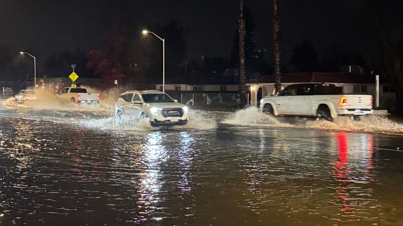 Heavy-Rain-Causes-Flooding-and-Power-Outages-in-Redding-California.jpeg