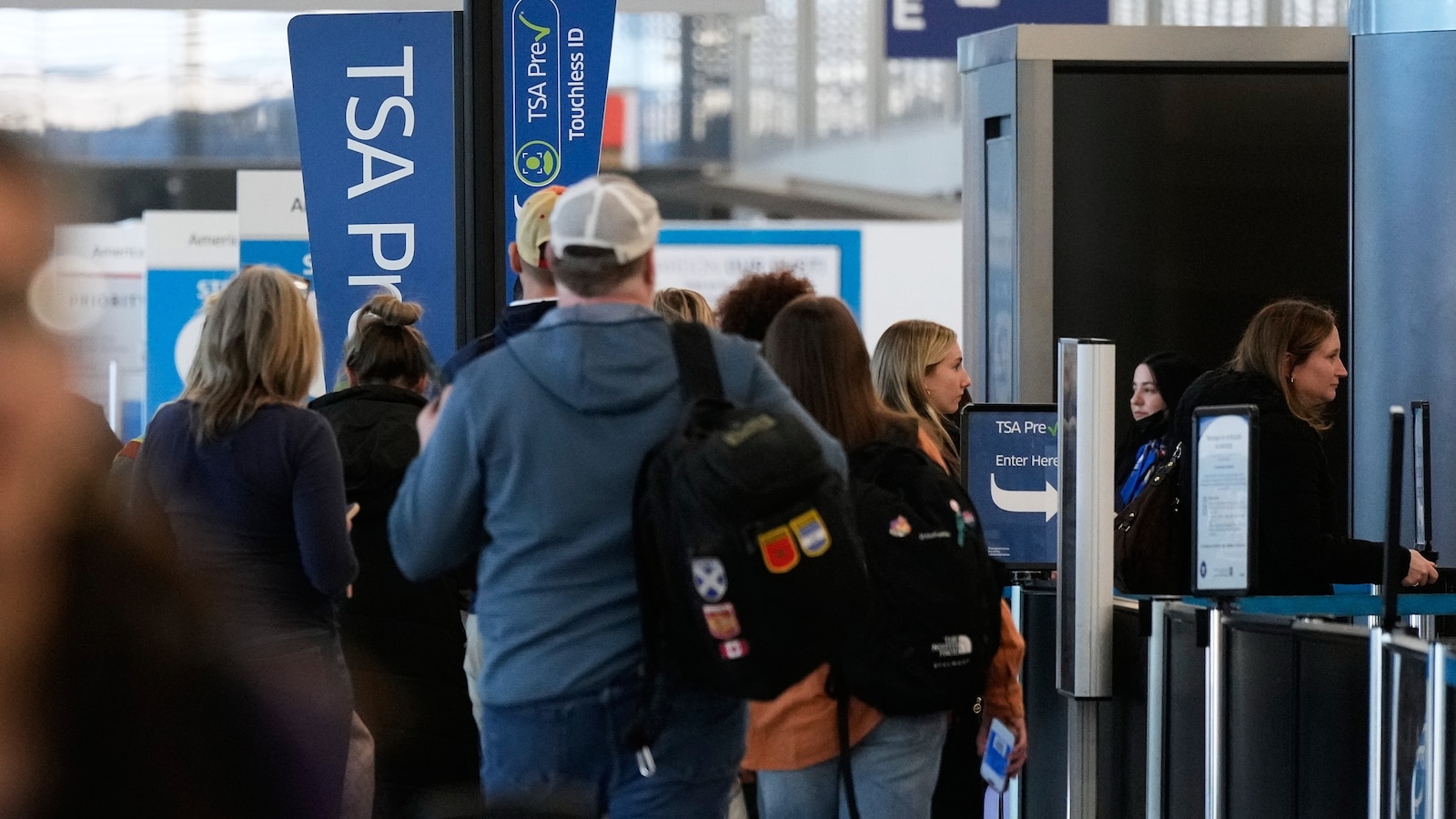 DHS anuncia la suspensión de TSA PreCheck y Global Entry debido al cierre