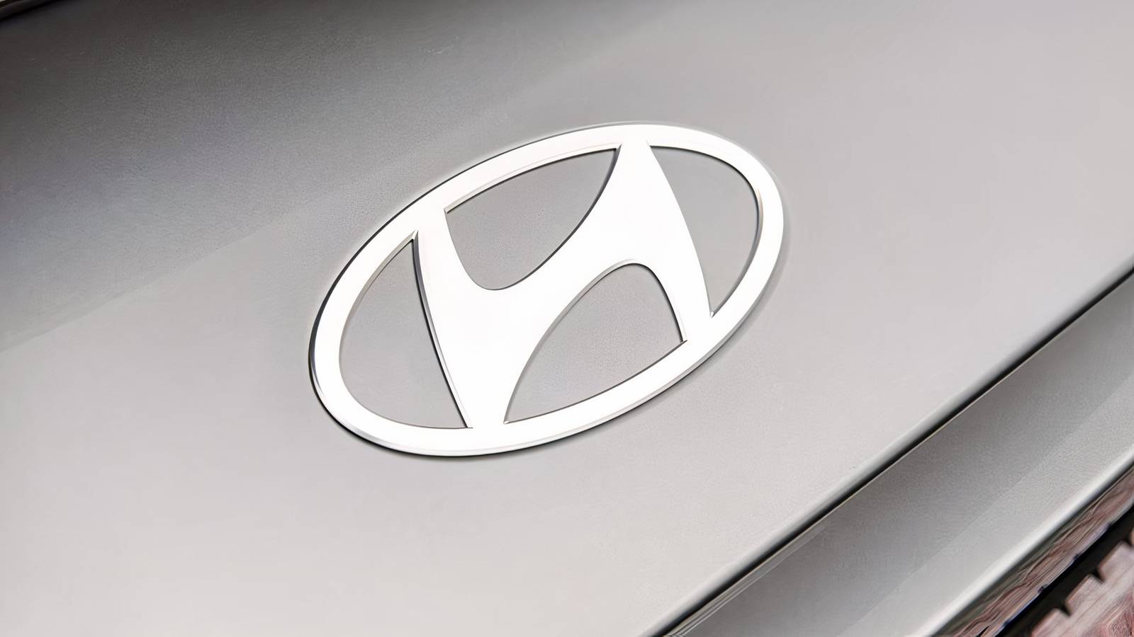 Hyundai-Groups-Headquarters-Evacuated-After-Bitcoin-Bomb-Threat.jpg