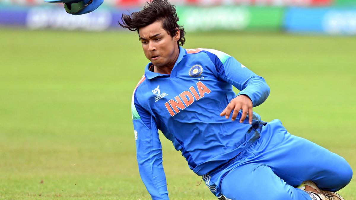 El exjugador de Karnataka, Avinash Vaidya, ha sido nombrado director del equipo indio para la gira por Irlanda e Inglaterra.