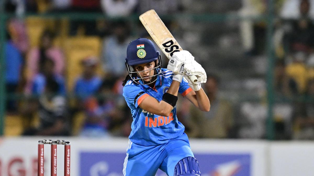 Delhi supera la serie por 7 terrenos para ganar la final de un día del trofeo femenino senior