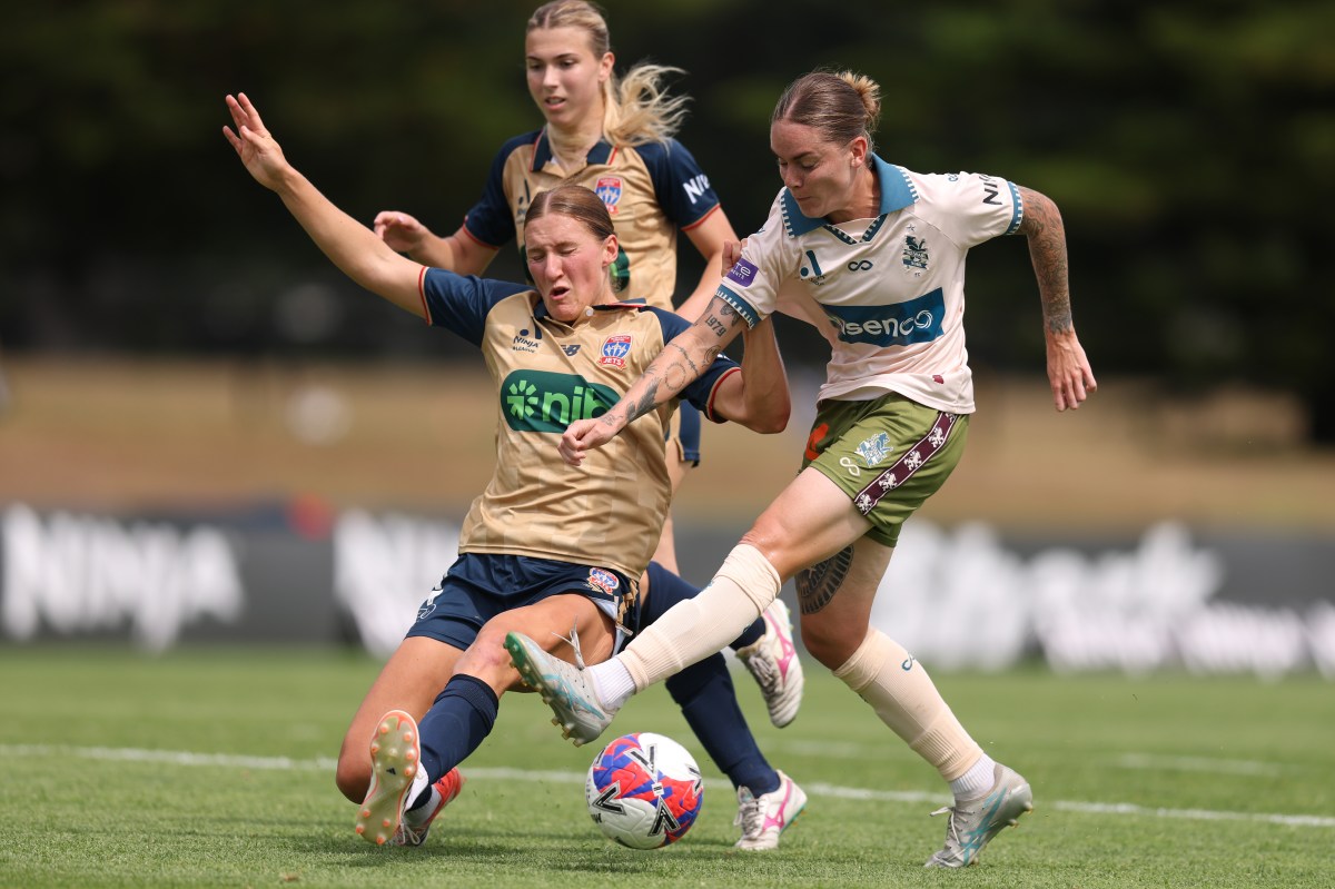 Jets-Secure-3-0-Victory-Over-Brisbane-Roar-Maintaining-Unbeaten-Home.jpg