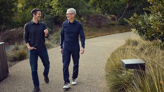 John_Ternus_LinkedIn_Profile_Tim_Cook_Viral_1776737792462_1776737792595.png