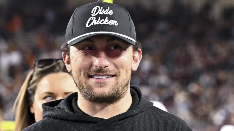 ¿Quién ganó Johnny Manziel contra Bob Menary? Resultados actualizados para la pelea completa de UFC Apex 2026