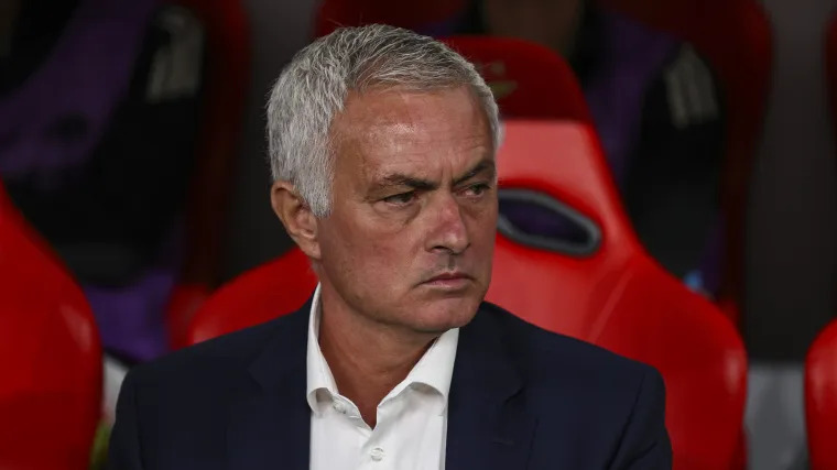 ¿Dónde está José Mourinho? Por qué el técnico del Benfica no estuvo en la banda y en las ruedas de prensa del partido de vuelta del Real Madrid