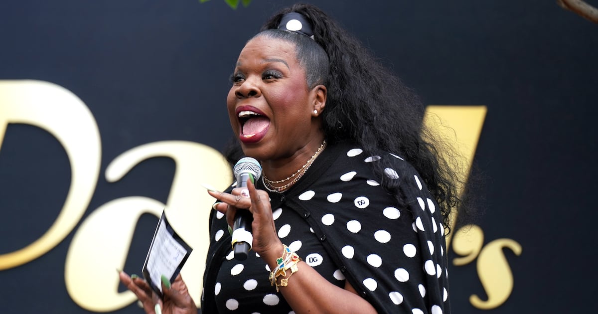 Leslie-Jones-Launches-Fiery-Rant-Against-Trump-for-Insulting-Women.jpg