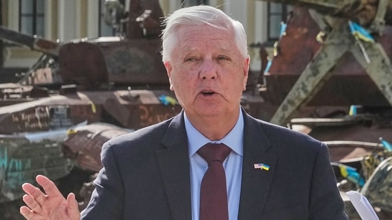 Dolor en el pecho, paro cardíaco: surgen nuevos detalles sobre la muerte de Lindsey Graham tras regresar de Ucrania