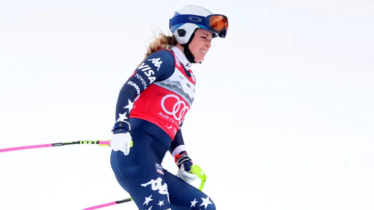 Resultados actualizados de Lindsey Vonn y recuento de medallas de los eventos de los Juegos Olímpicos de 2026 después del accidente de descenso femenino