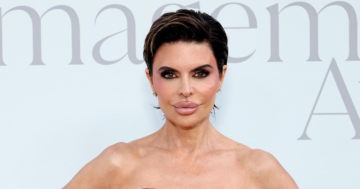 Lisa Rinna estrena un nuevo e impactante look en los Fashion Awards 2025