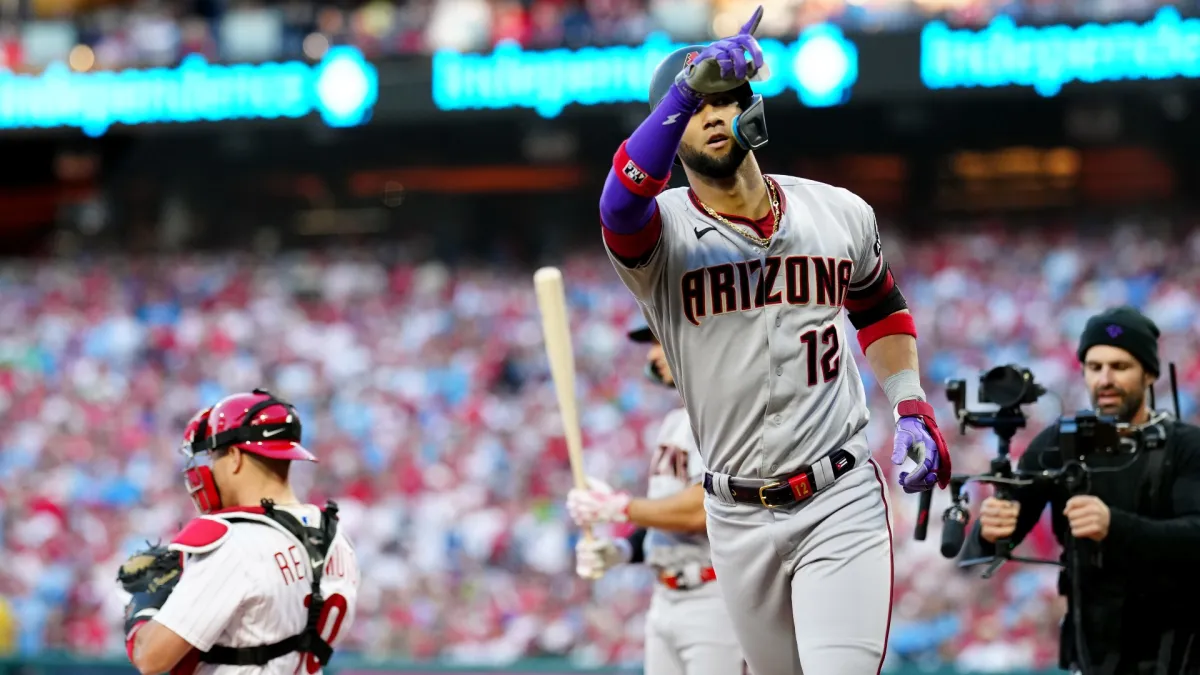 Los Filis rumorean que el jardinero de OPS de .565 de los D-Backs es posible objetivo comercial