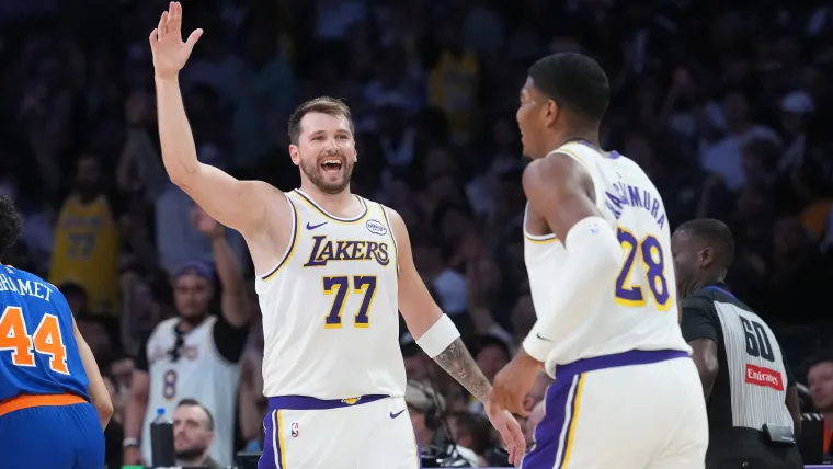 Luka Doncic de los Lakers supera a Kobe Bryant y Jerry West en la historia de Los Ángeles con una estadística extraordinaria en la temporada regular