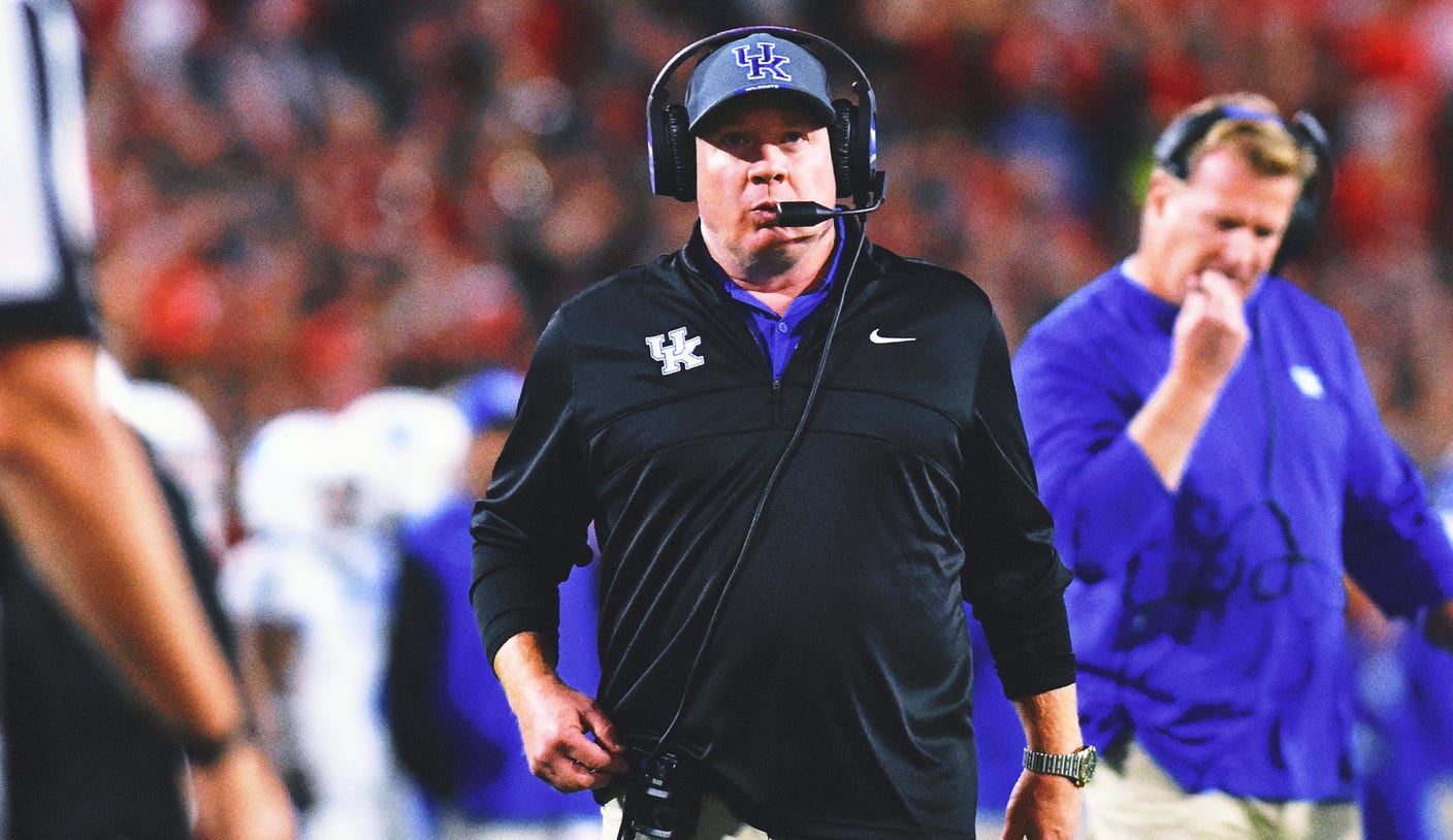 Kentucky despide al entrenador de la SEC con más años de antigüedad, Mark Stoops, en la decimotercera temporada