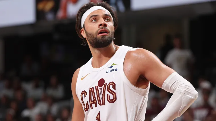 Kenny Atkinson deprime la noticia de la recuperación de Max Struss