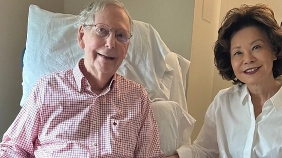 Actualización de Mitch McConnell: Laura Loomer duplica su sorprendente afirmación sobre el senador: ¿Es la foto del hospital realmente falsa?
