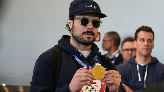 Todo sobre Auston Matthews: controversia olímpica, patrimonio neto, novia, padres y más