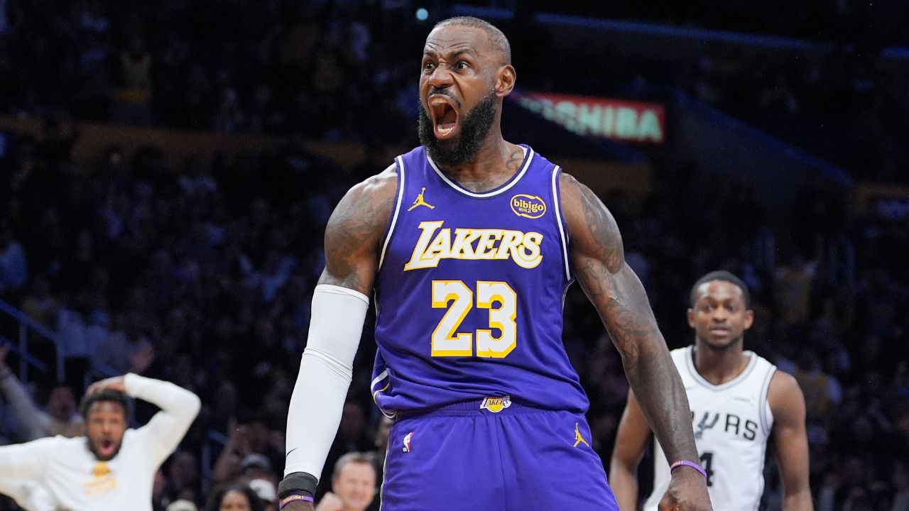 NBA-Christmas-Day-Matchups-Highlight-Top-Stars-and-Storylines.jpg