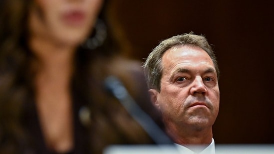 Los ‘chismes’ de los expertos de Trump sobre el travestismo de Bryon Noem y el fetiche eran un ‘secreto a voces’