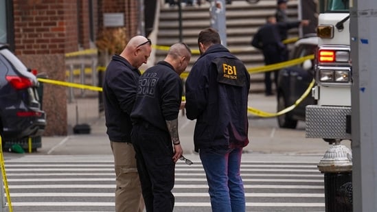 NYPD-SEARCHES-CAR-BELIEVED-TO-HAVE-BEEN-USED-BY_1773009612583_1773009612715.jpg
